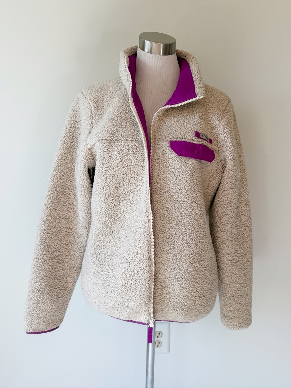 Columbia PFG Cream Sherpa Off White and Magenta Fuchsia Full Zip Jacket, Large